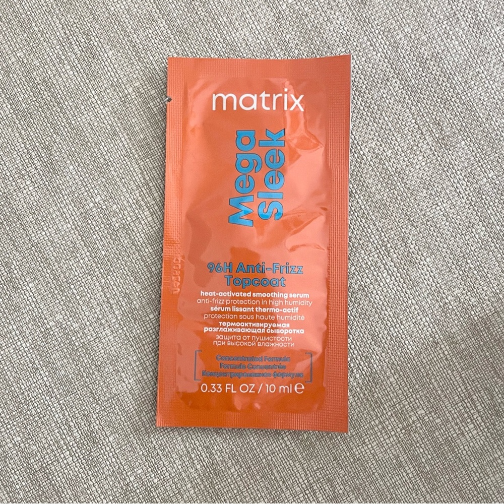 New Matrix Mega Sleek 96H Anti-Frizz Topcoat